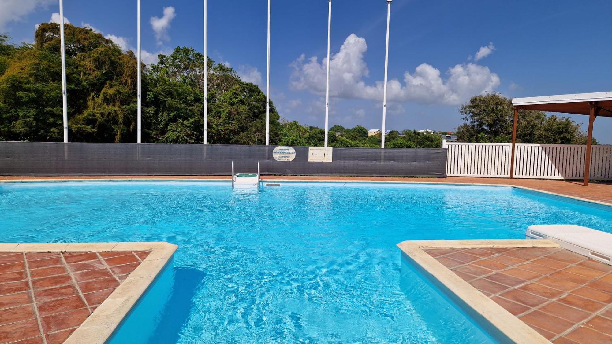 Appartement Duplex Avec Vue Et Piscine - Le Goyave